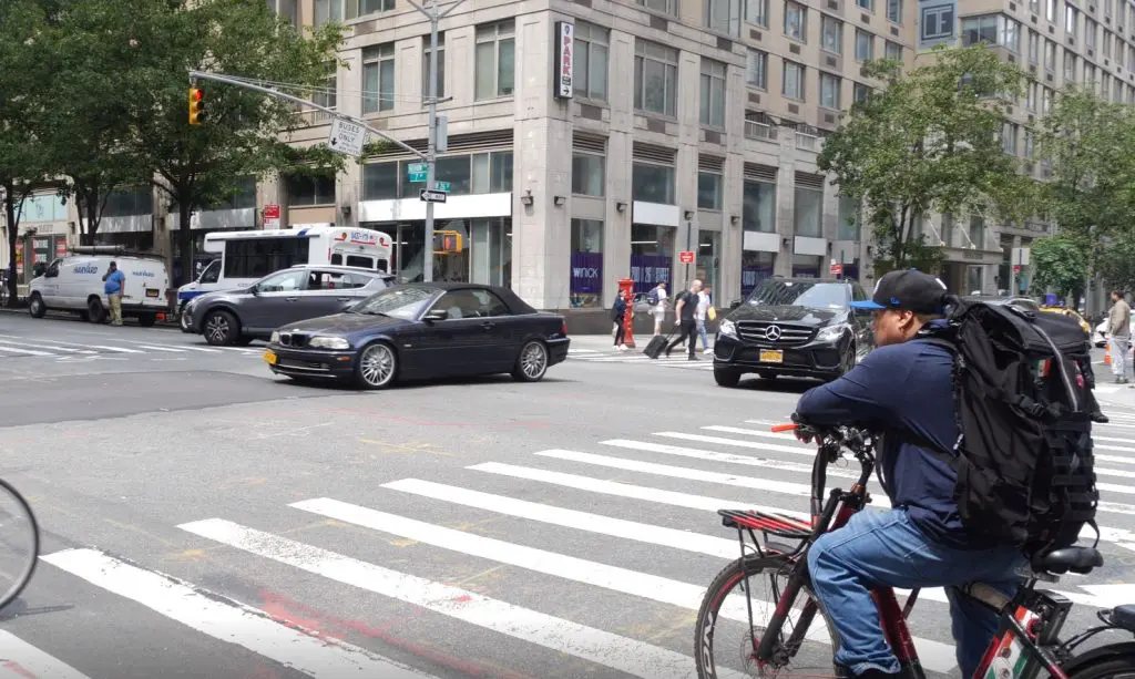 A Street view of Atelier Esthetique's Institute of Esthetics campus in NYC. choosing an esthetician school nyc.